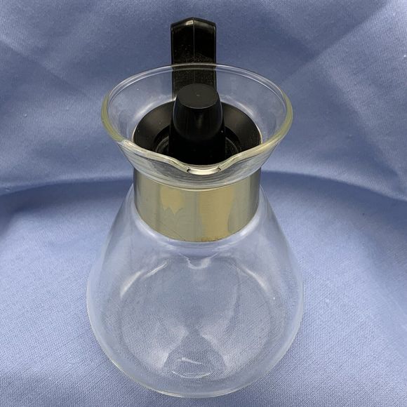 Vtg MCM Corning Ware Small Heat Proof Glass Coffee Carafe Tea Pot 2 Cups Clear - Picture 10 of 12